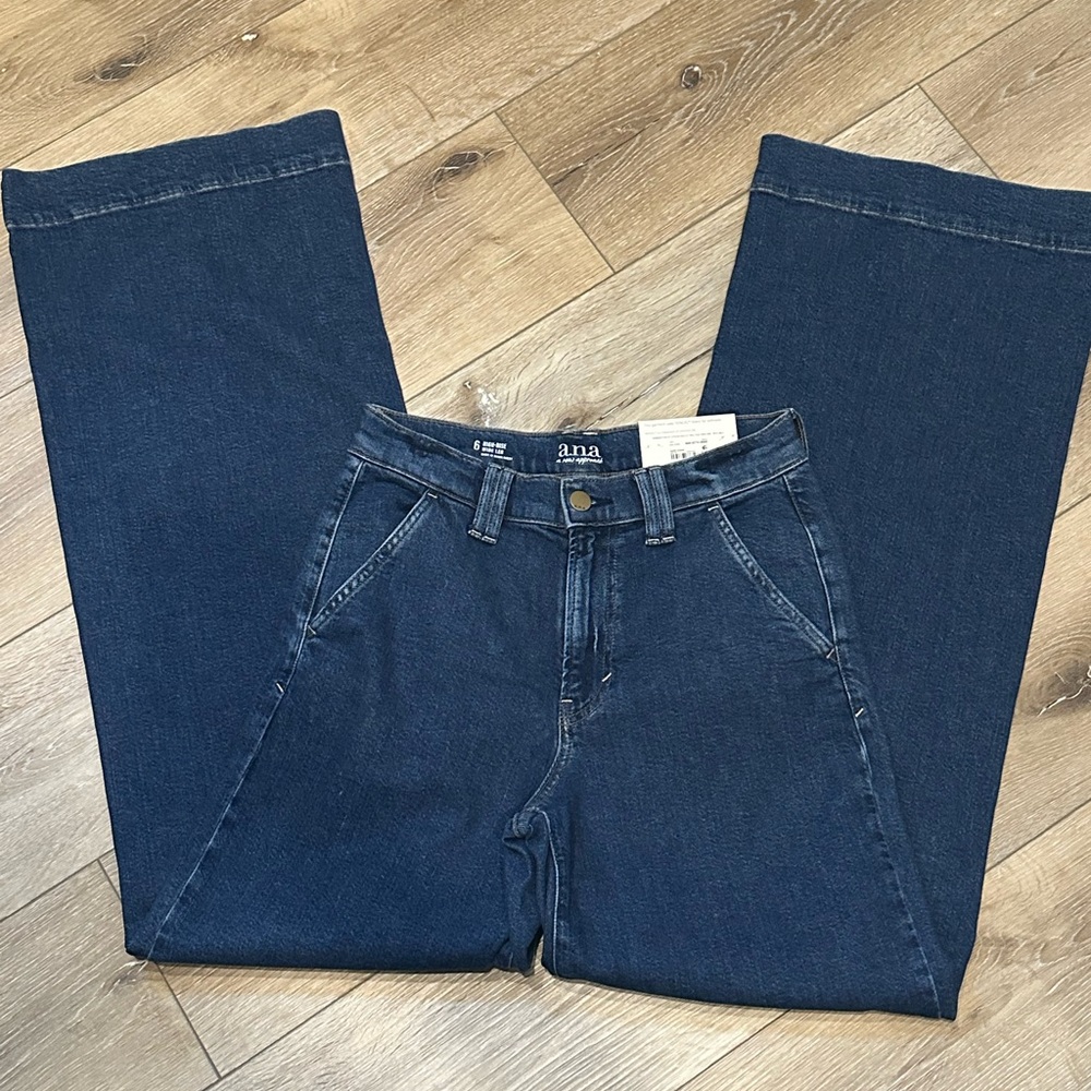 NWT Ana wide leg jeans - Picture 2 of 3